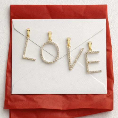 LOVE_LETTER_NECKLACE_SQUARE